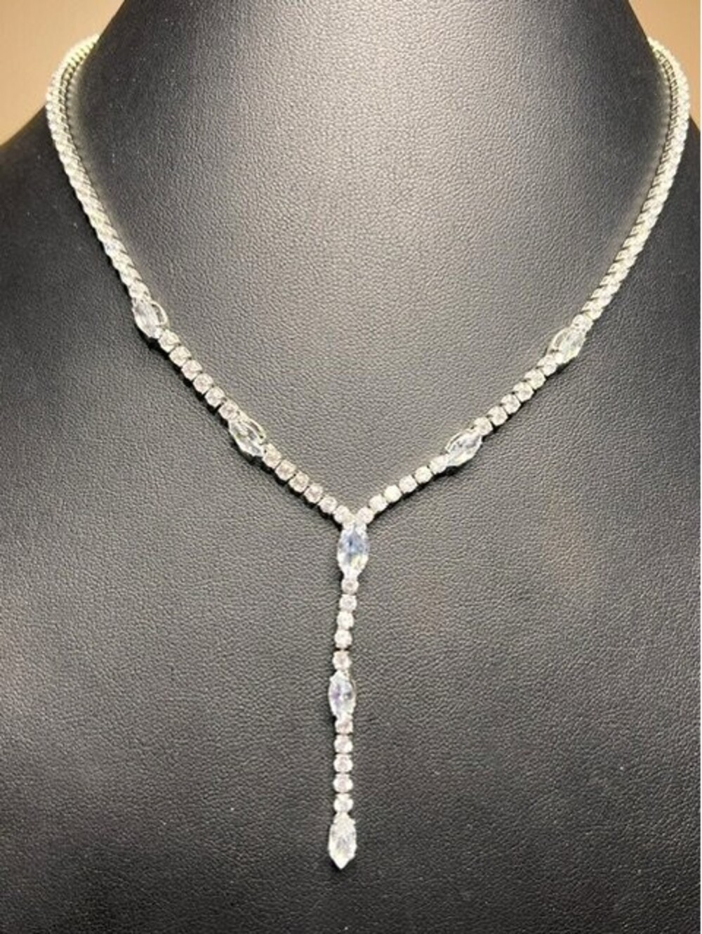 B6769 Lovisa Y Drop Lariat Necklace Adjustable Rhinestone Crystal Silvertone 19"